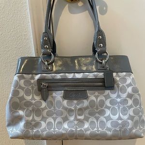 Lovely Vintage Coach bag.